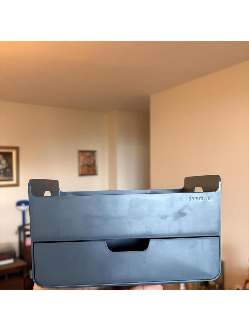 DESK ORGANIZER